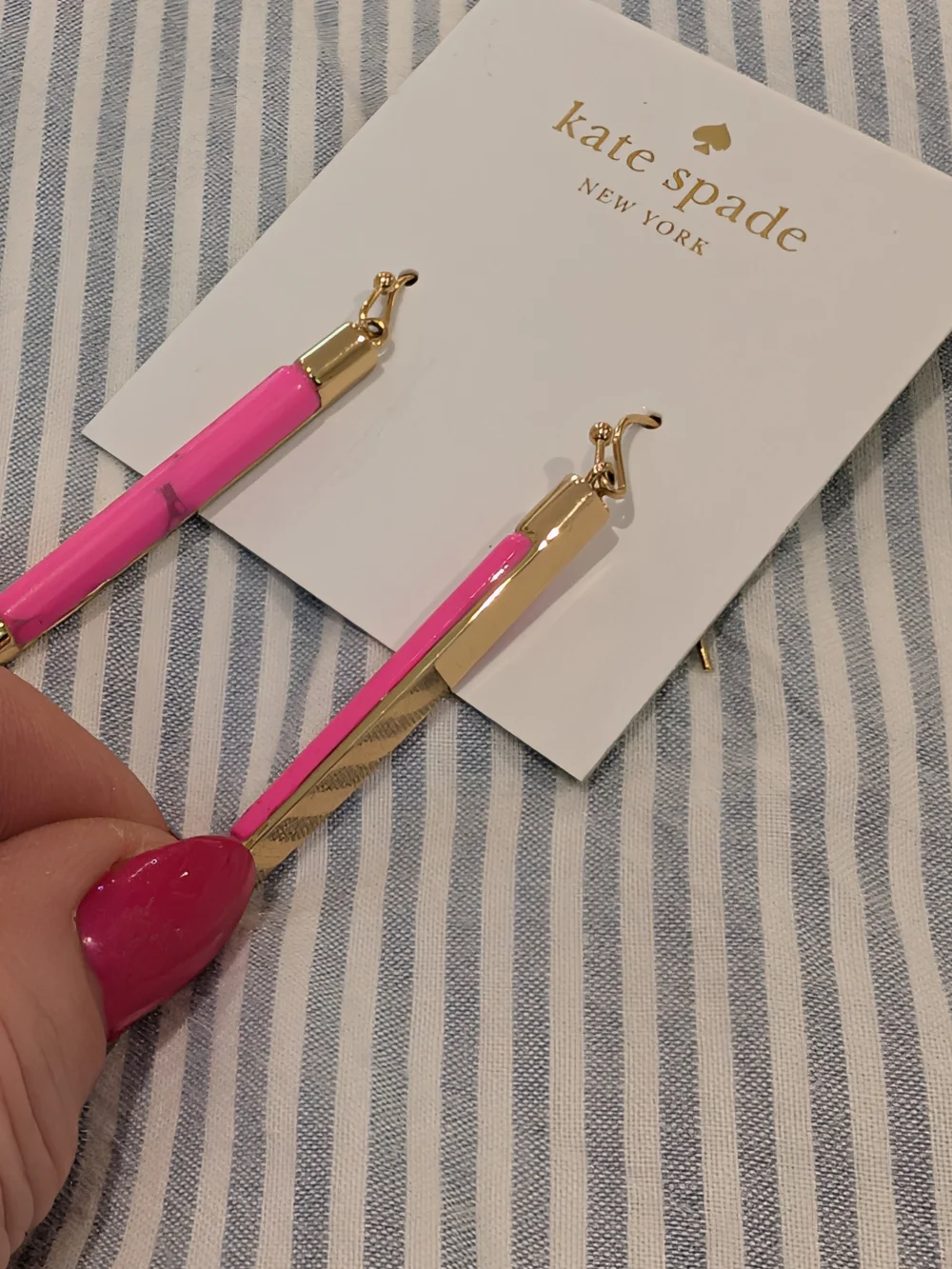 kate spade Bright Pink Marble and Gold Dangle Earrings NWT